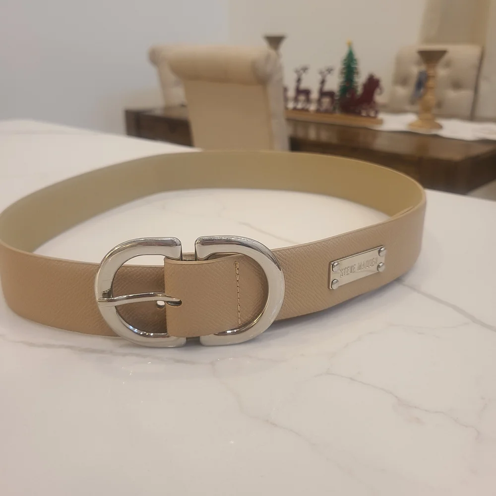 Steve Madden Beige Belt with Silver Buckle - Picture 2 of 4